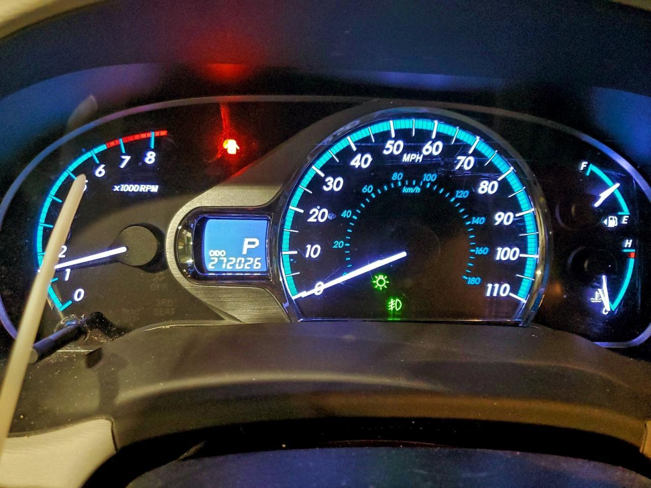 2011 TOYOTA SIENNA