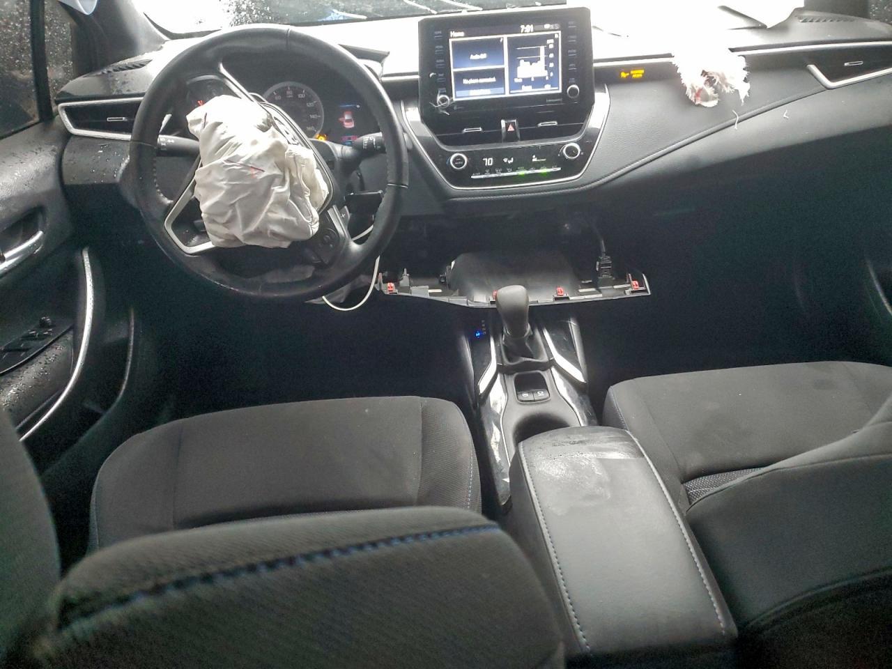 2022 TOYOTA COROLLA
