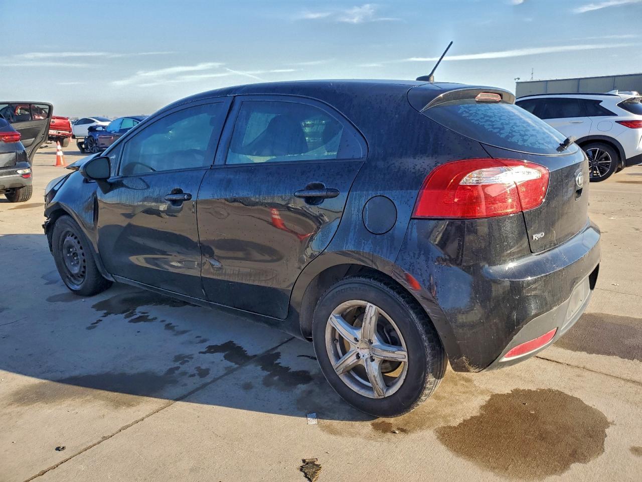 2013 KIA RIO