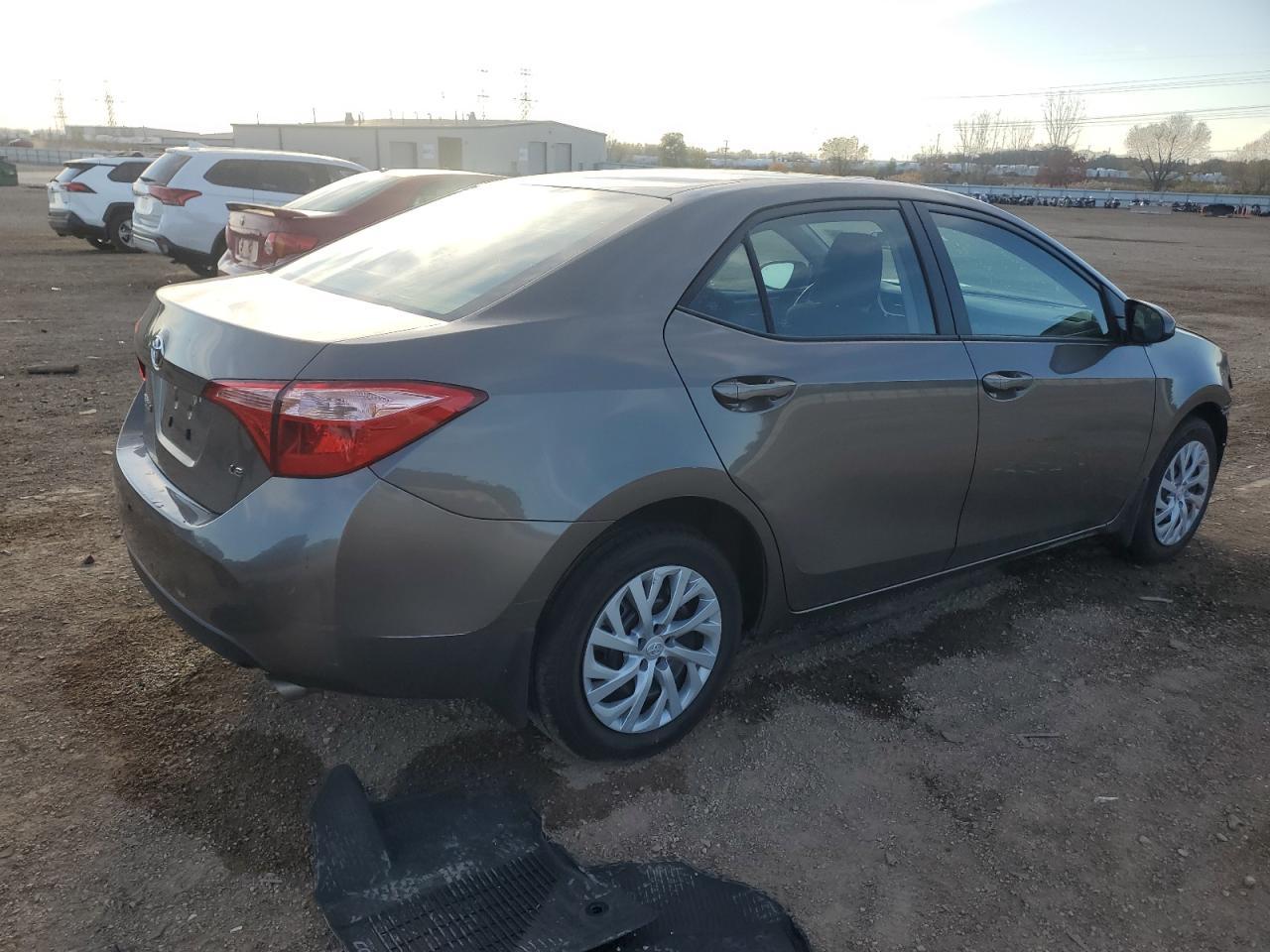 2018 TOYOTA COROLLA