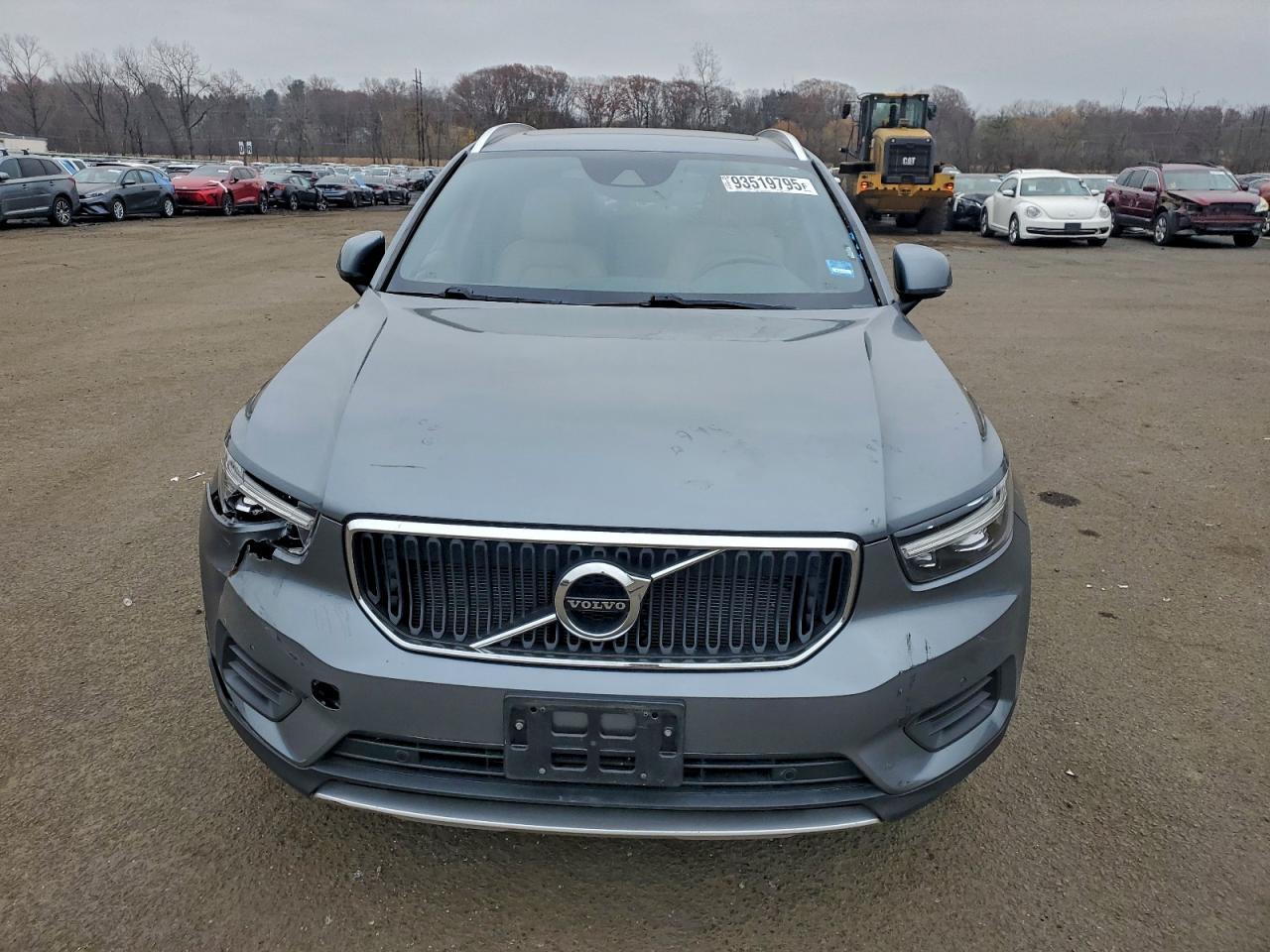 2019 VOLVO XC40