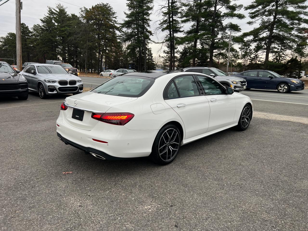2021 MERCEDES-BENZ E-Class