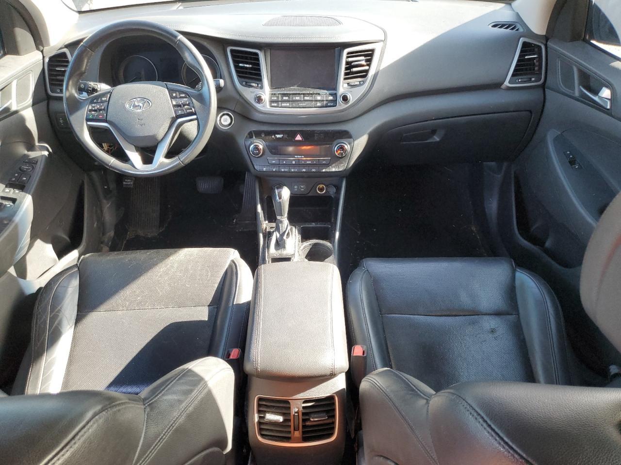 2016 HYUNDAI TUCSON