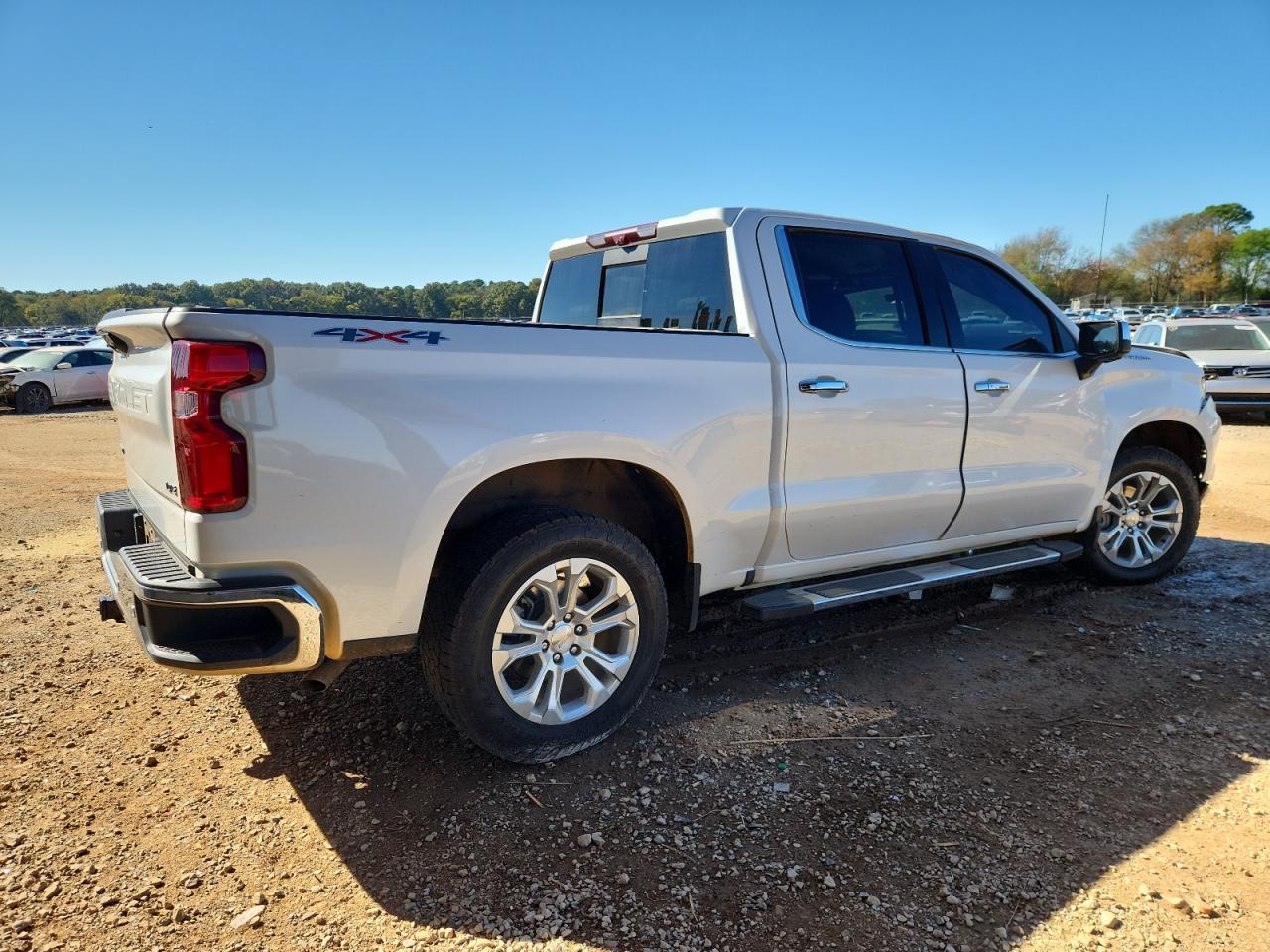 2024 CHEVROLET Silverado