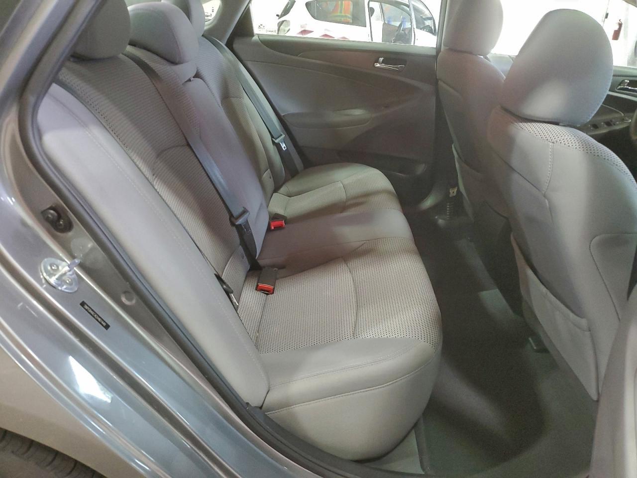 2012 HYUNDAI SONATA