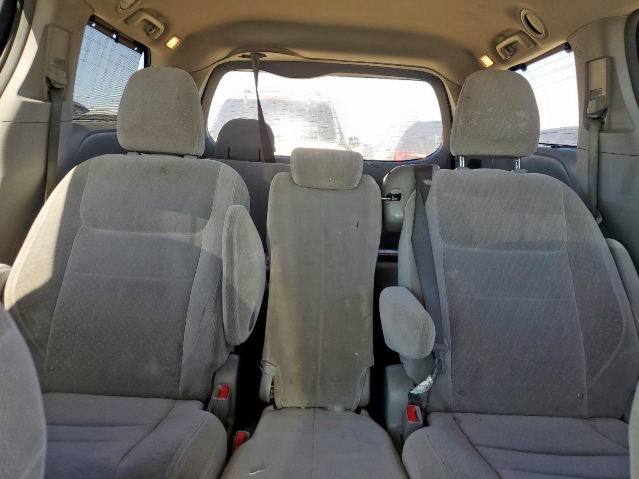 2017 TOYOTA SIENNA
