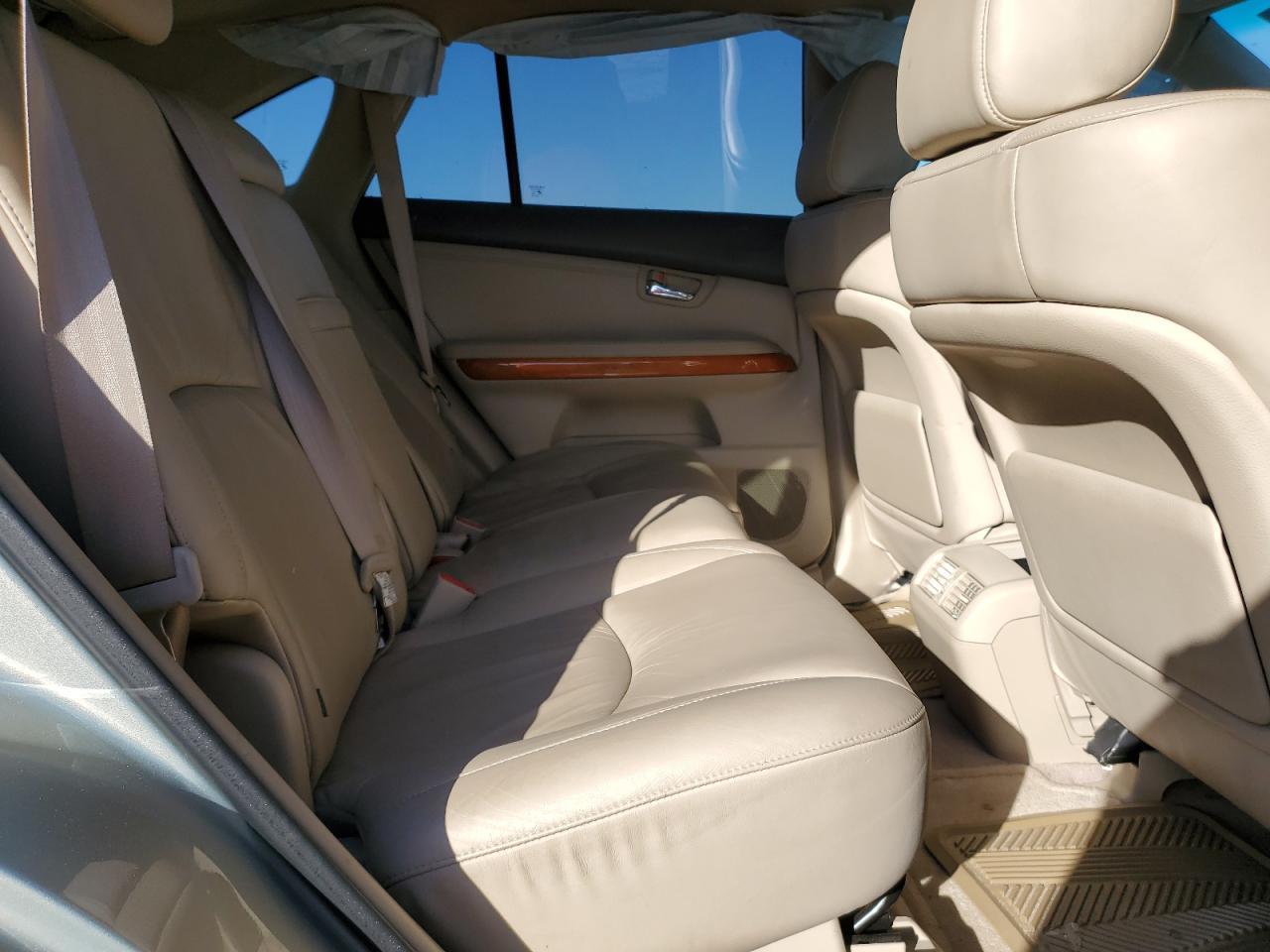 2004 LEXUS Rx 330