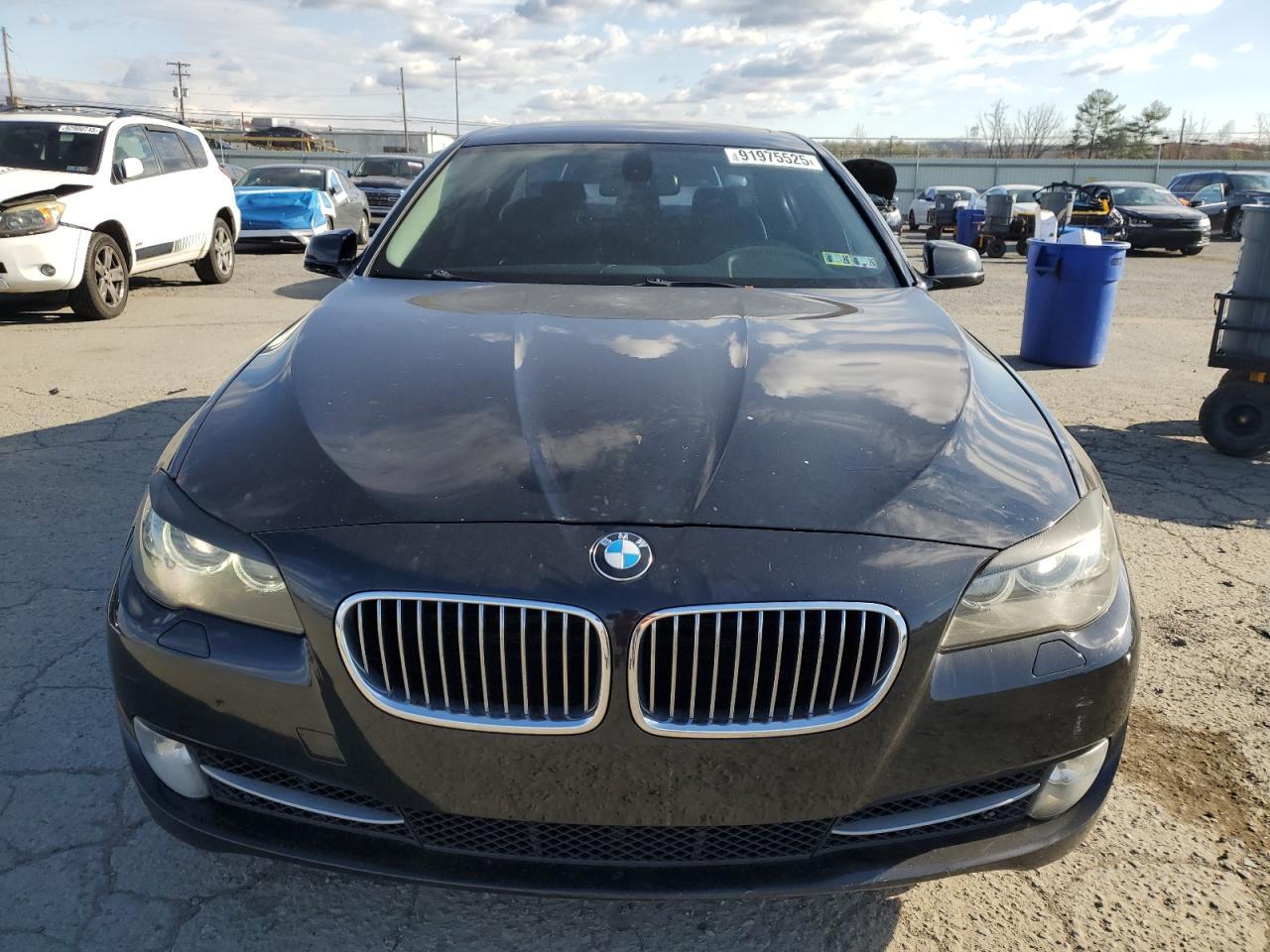 2011 BMW 5 series