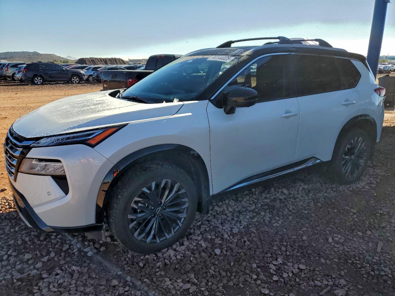 2025 NISSAN ROGUE