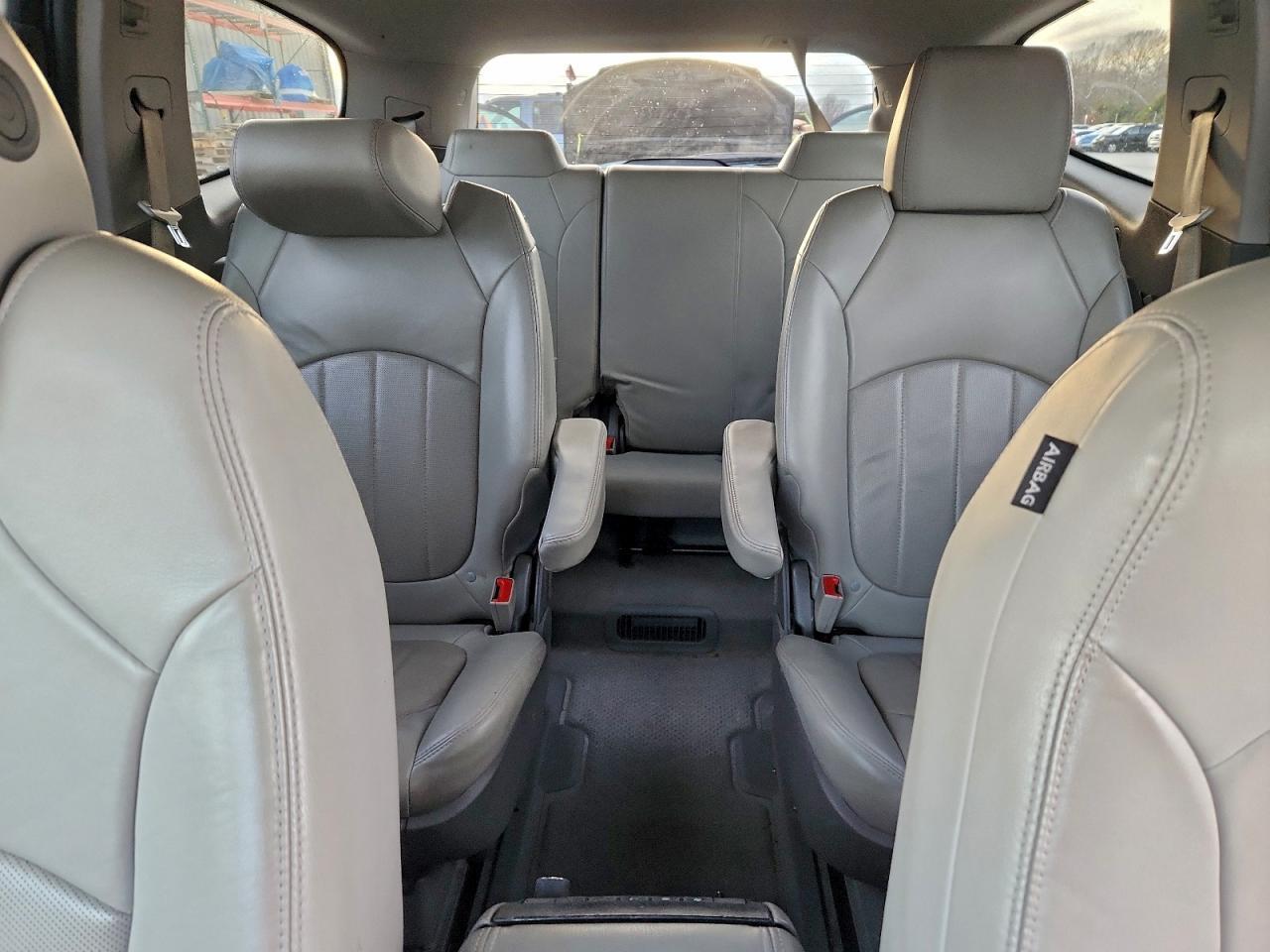 2017 CHEVROLET TRAVERSE