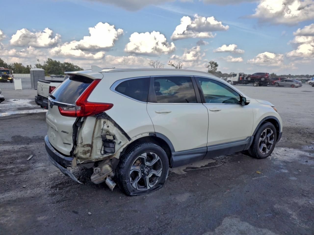 2017 HONDA CR-V