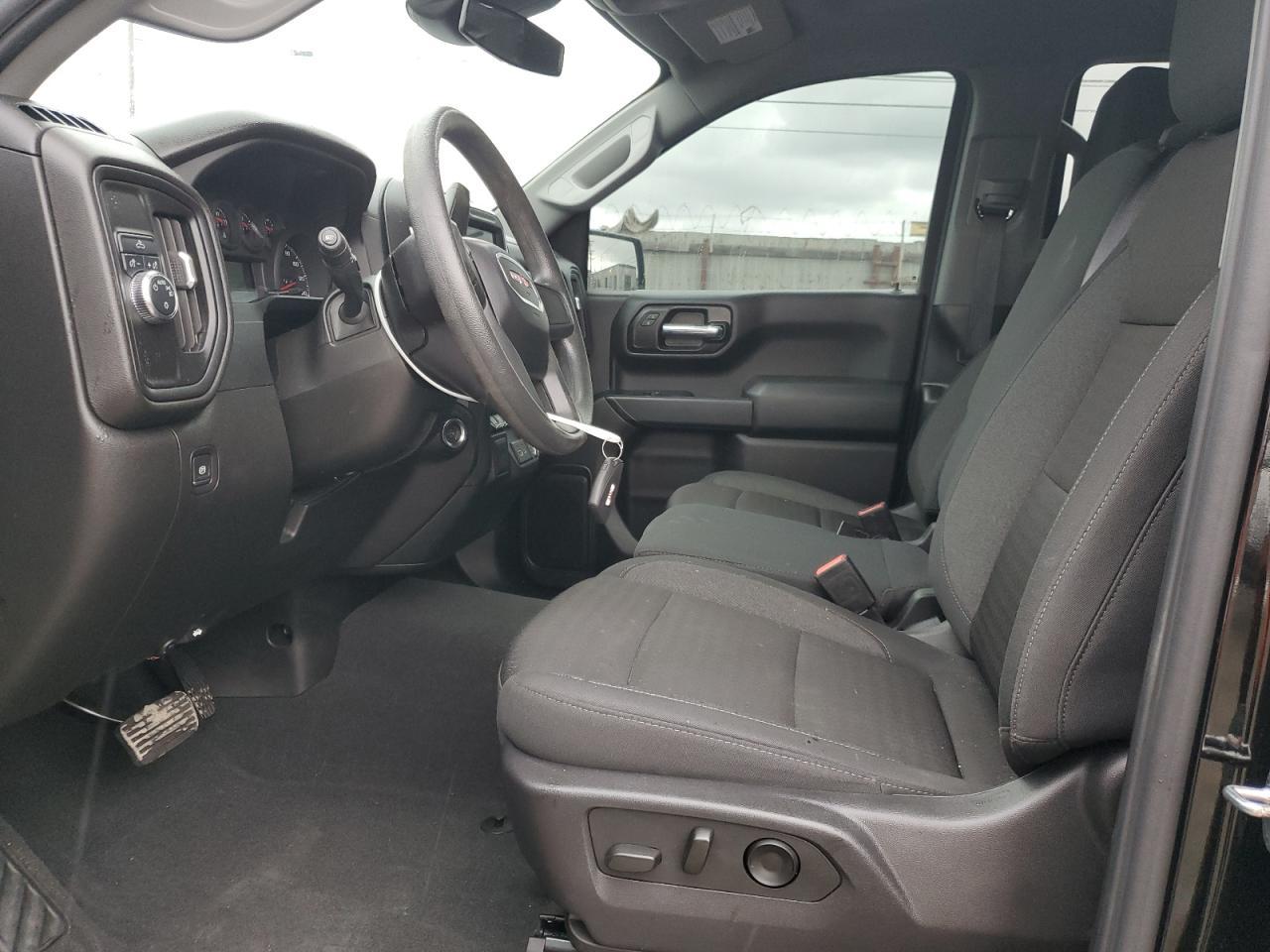 2024 GMC Sierra
