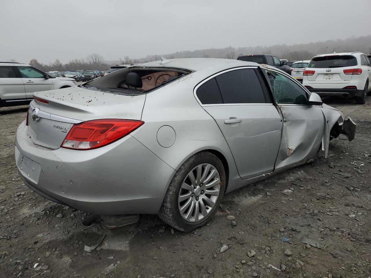 2011 BUICK Regal