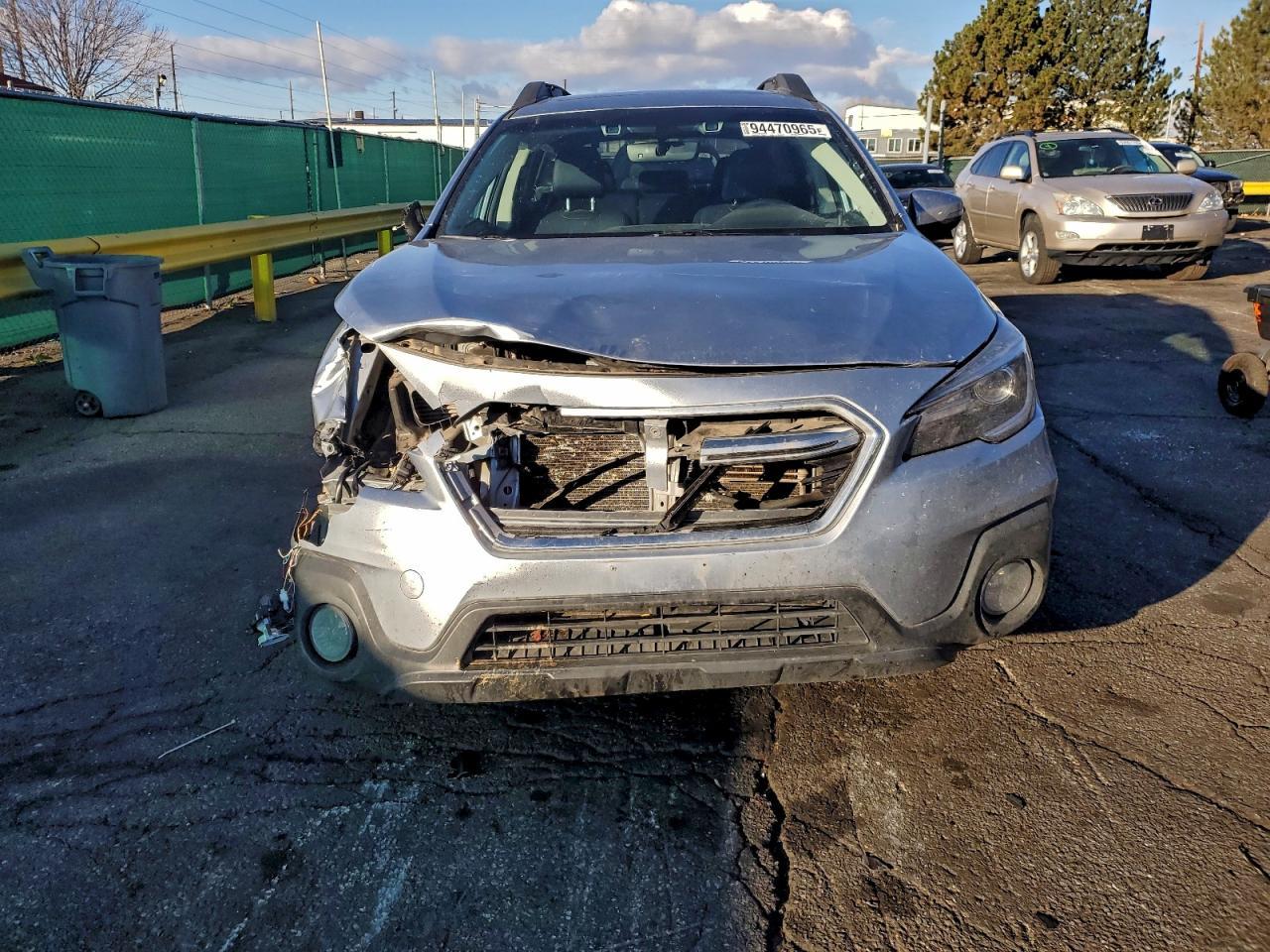 2018 SUBARU Outback