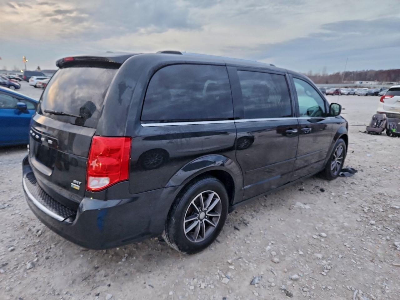 2017 DODGE GRAND CARAVAN
