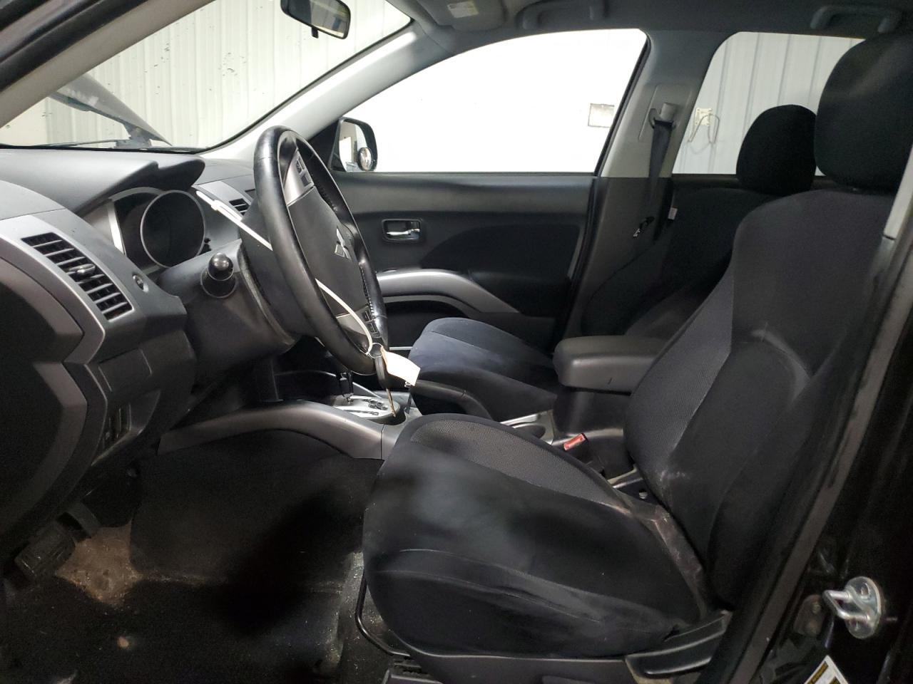 2009 MITSUBISHI outlander