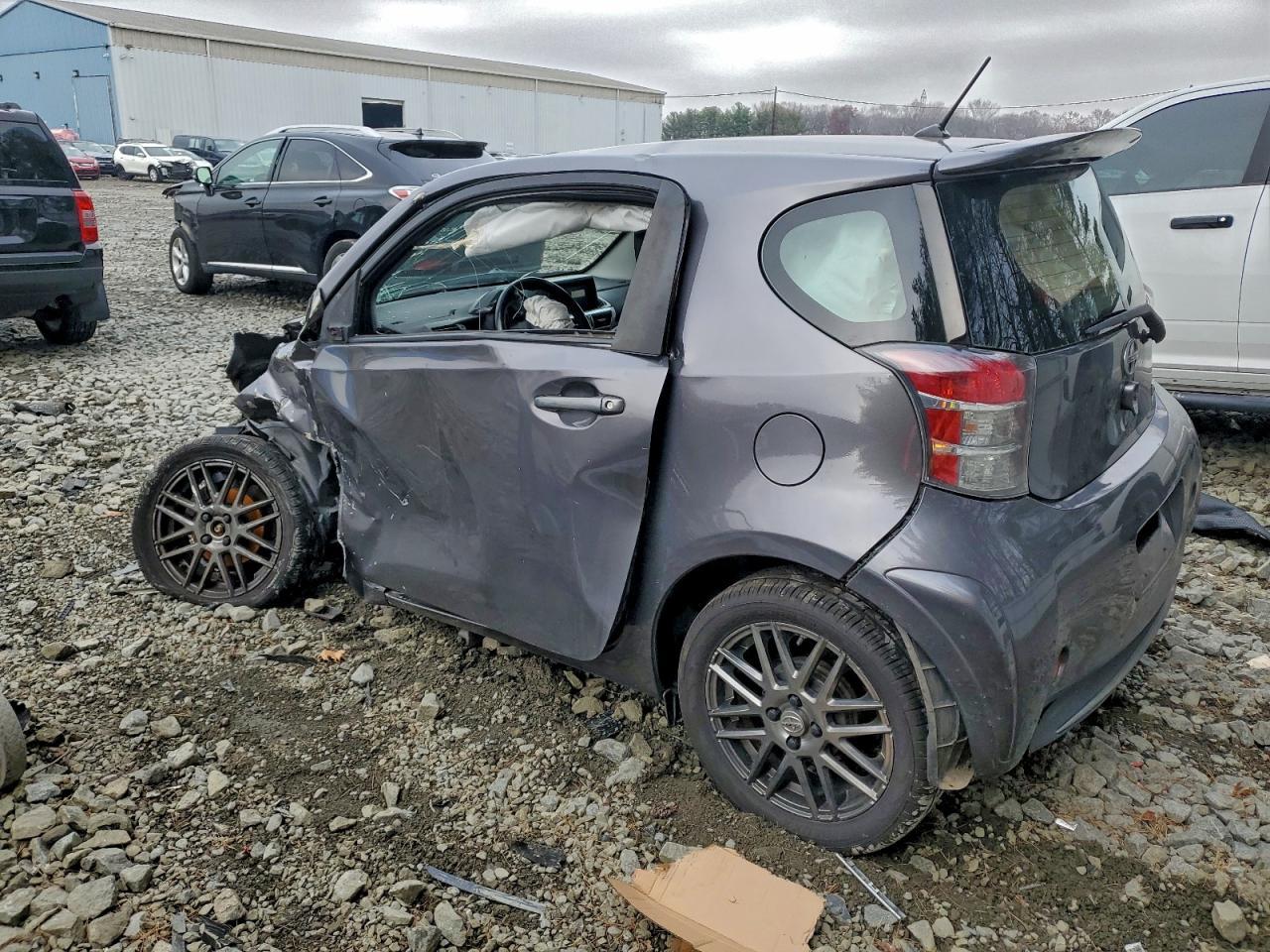 2012 TOYOTA SCION