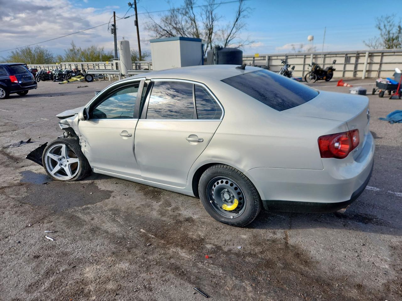 2010 VOLKSWAGEN JETTA