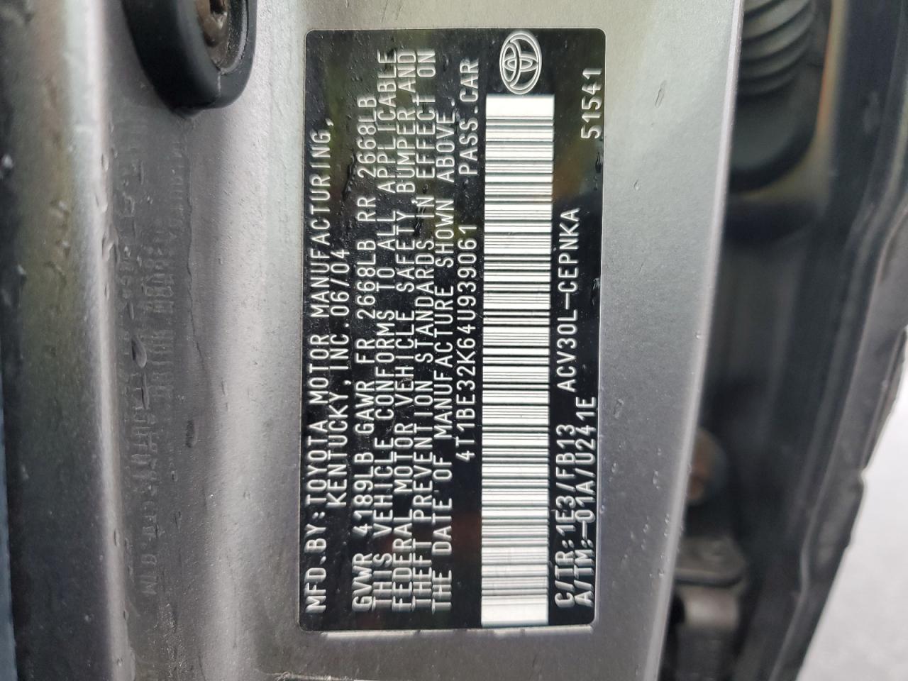 2004 TOYOTA CAMRY