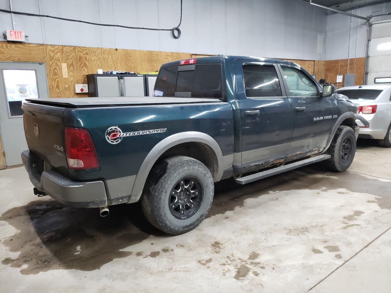 2011 DODGE RAM 1500