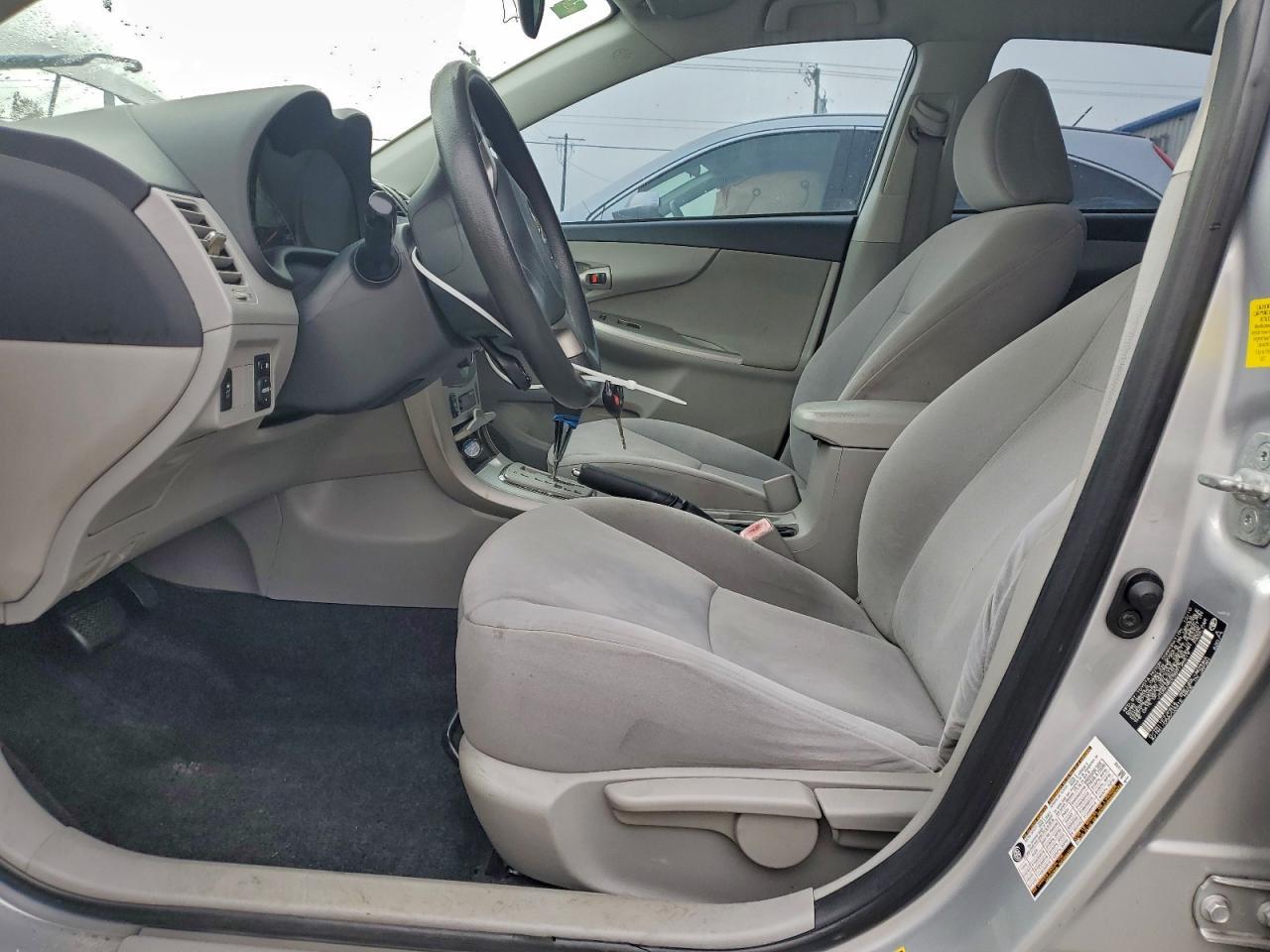 2011 TOYOTA COROLLA