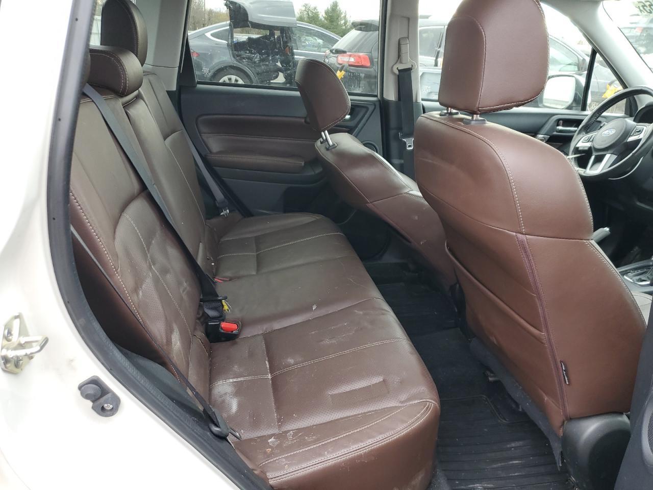 2017 SUBARU FORESTER