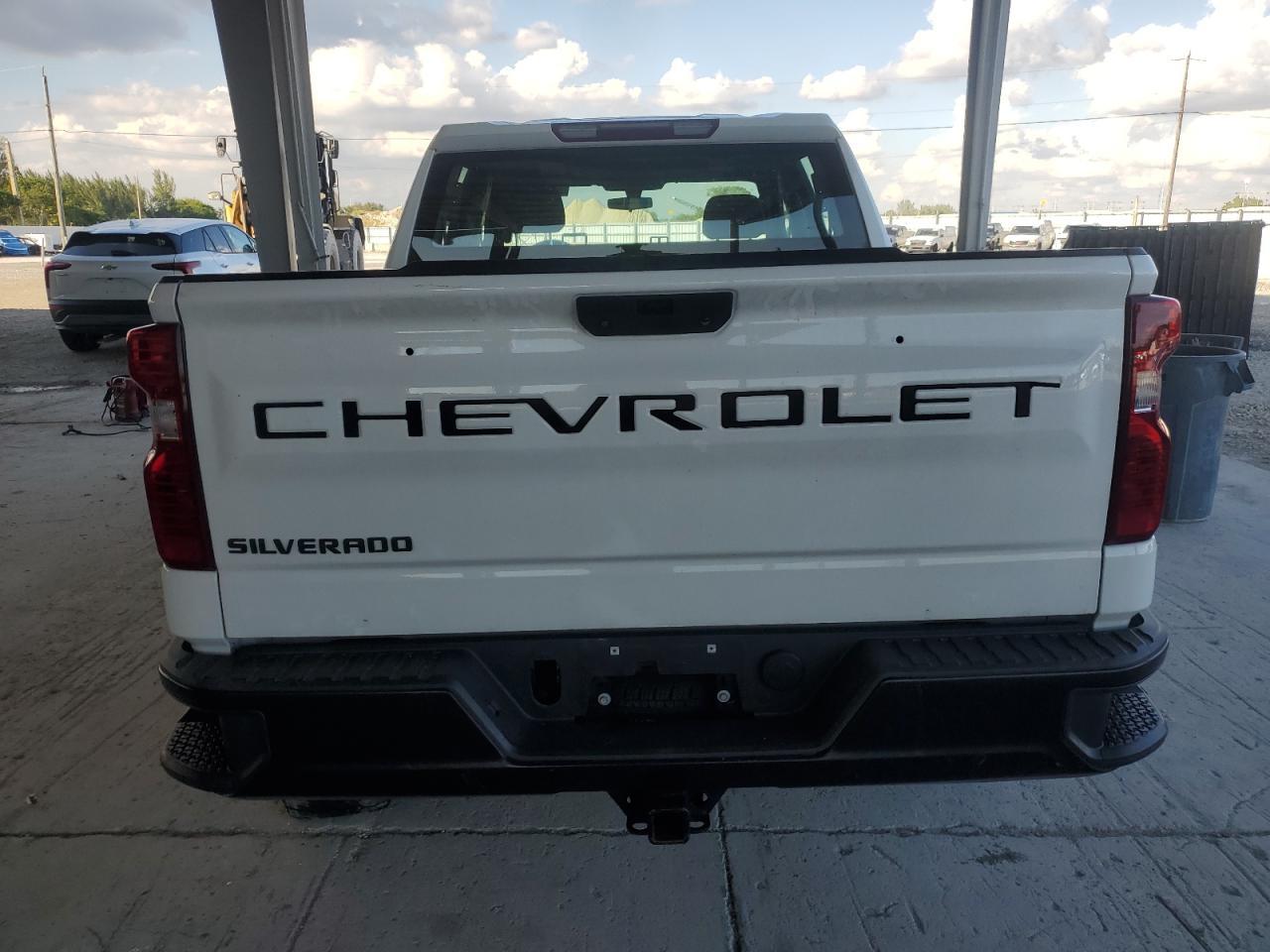 2021 CHEVROLET Silverado