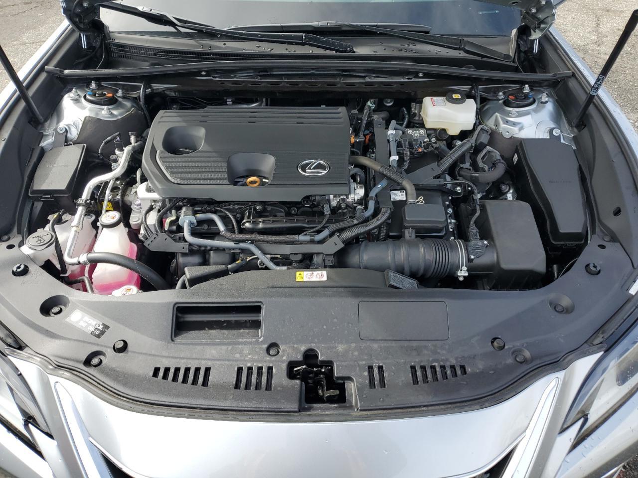 2025 LEXUS ES 300H