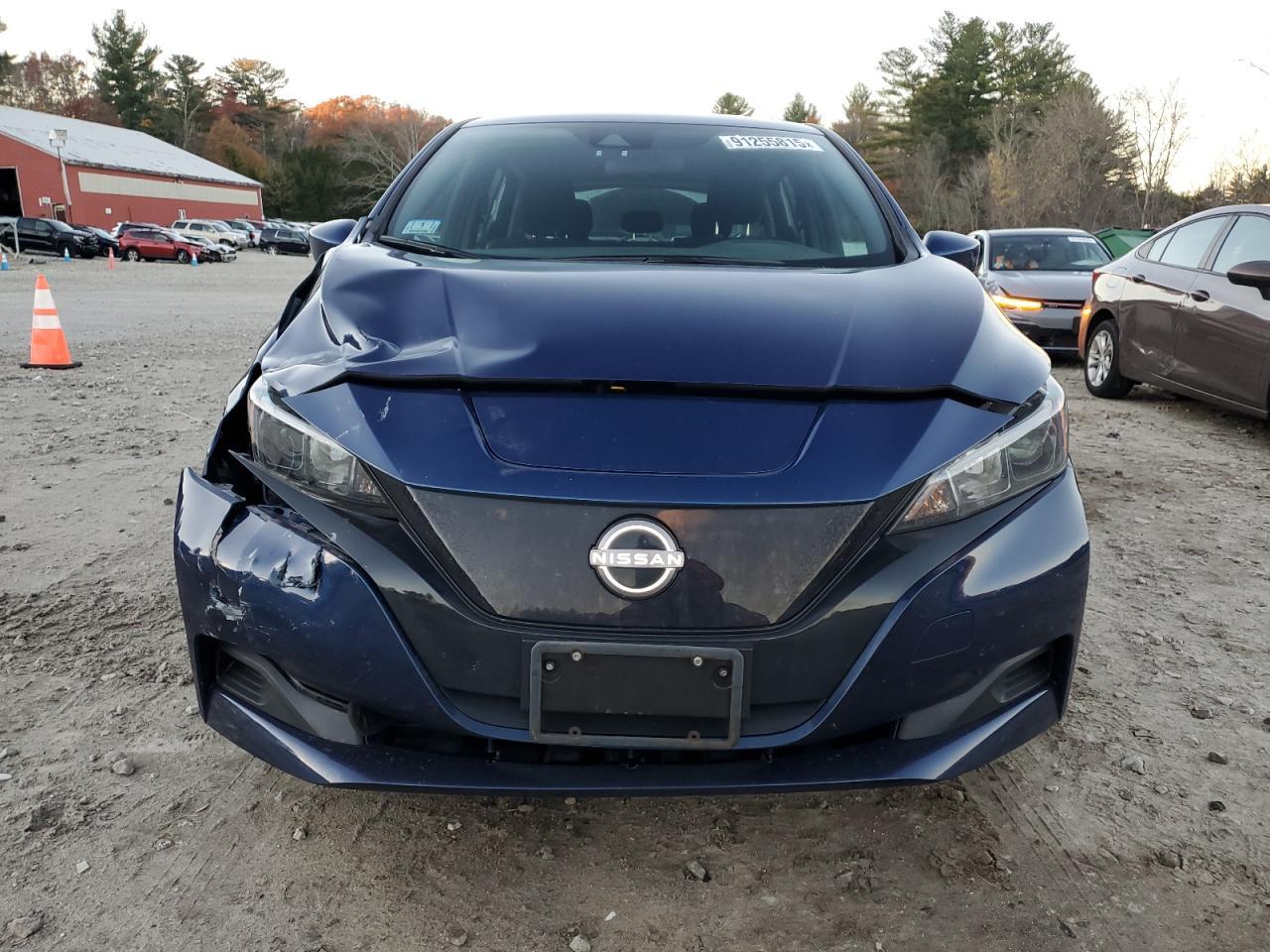 2023 NISSAN LEAF