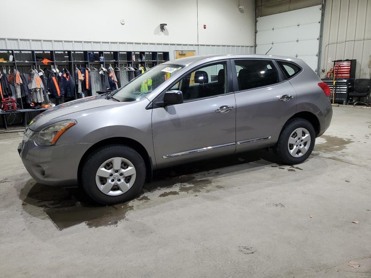 2014 NISSAN ROGUE