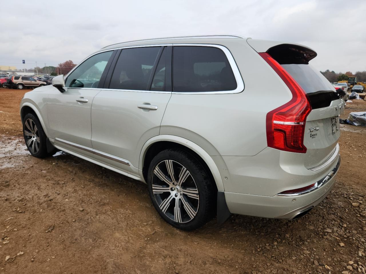 2021 VOLVO XC90