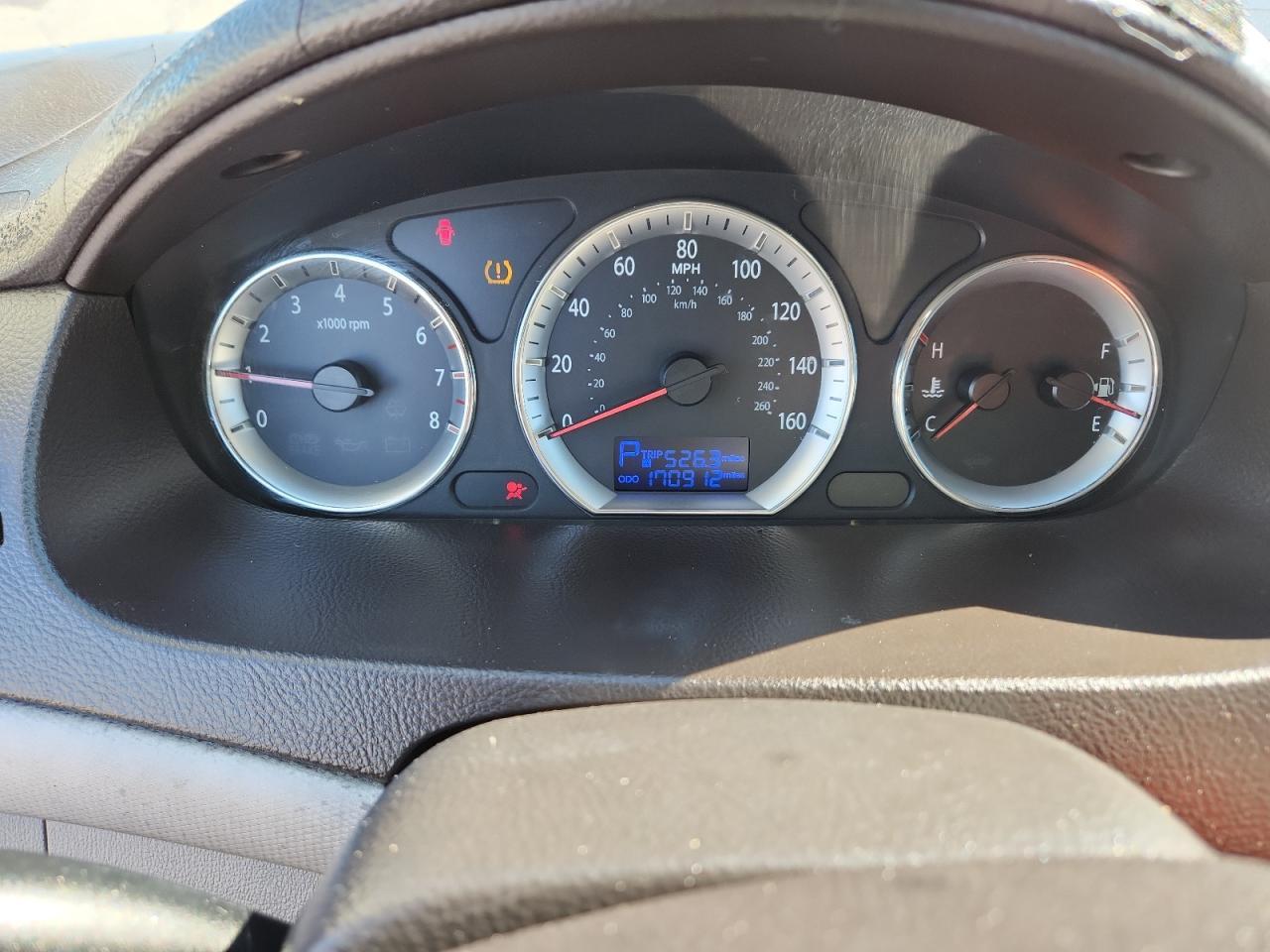 2010 HYUNDAI SONATA