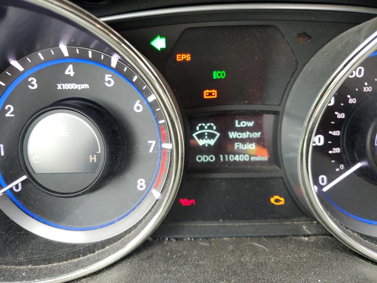 2011 HYUNDAI SONATA