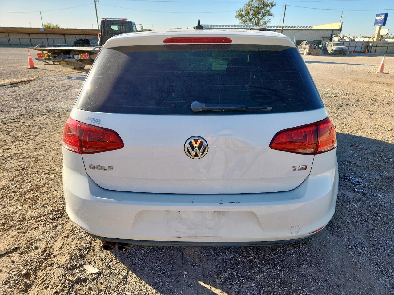 2016 VOLKSWAGEN GOLF