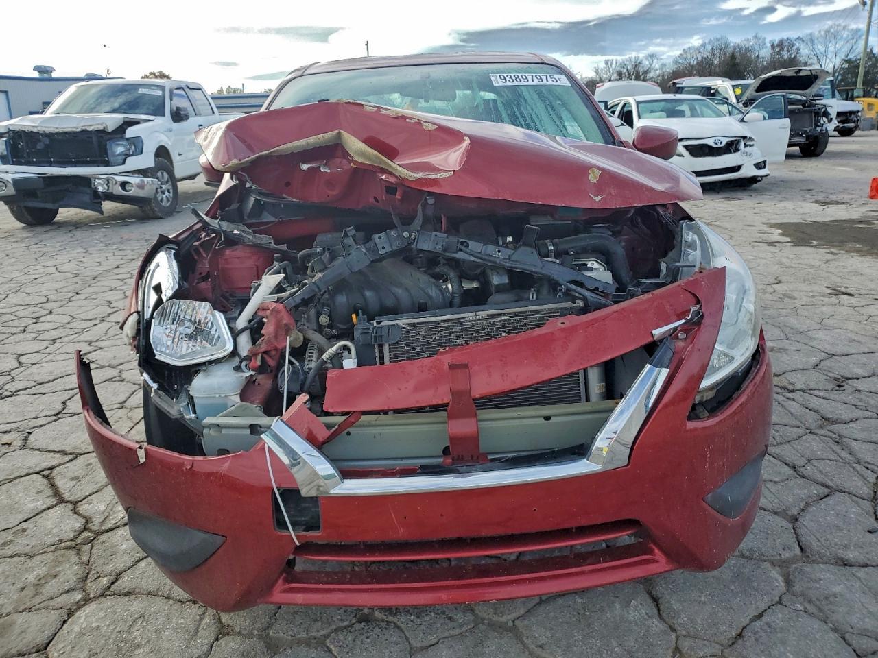 2019 NISSAN VERSA