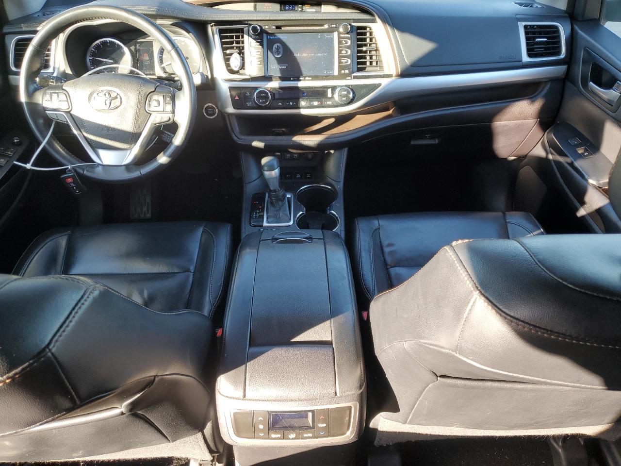 2018 TOYOTA HIGHLANDER