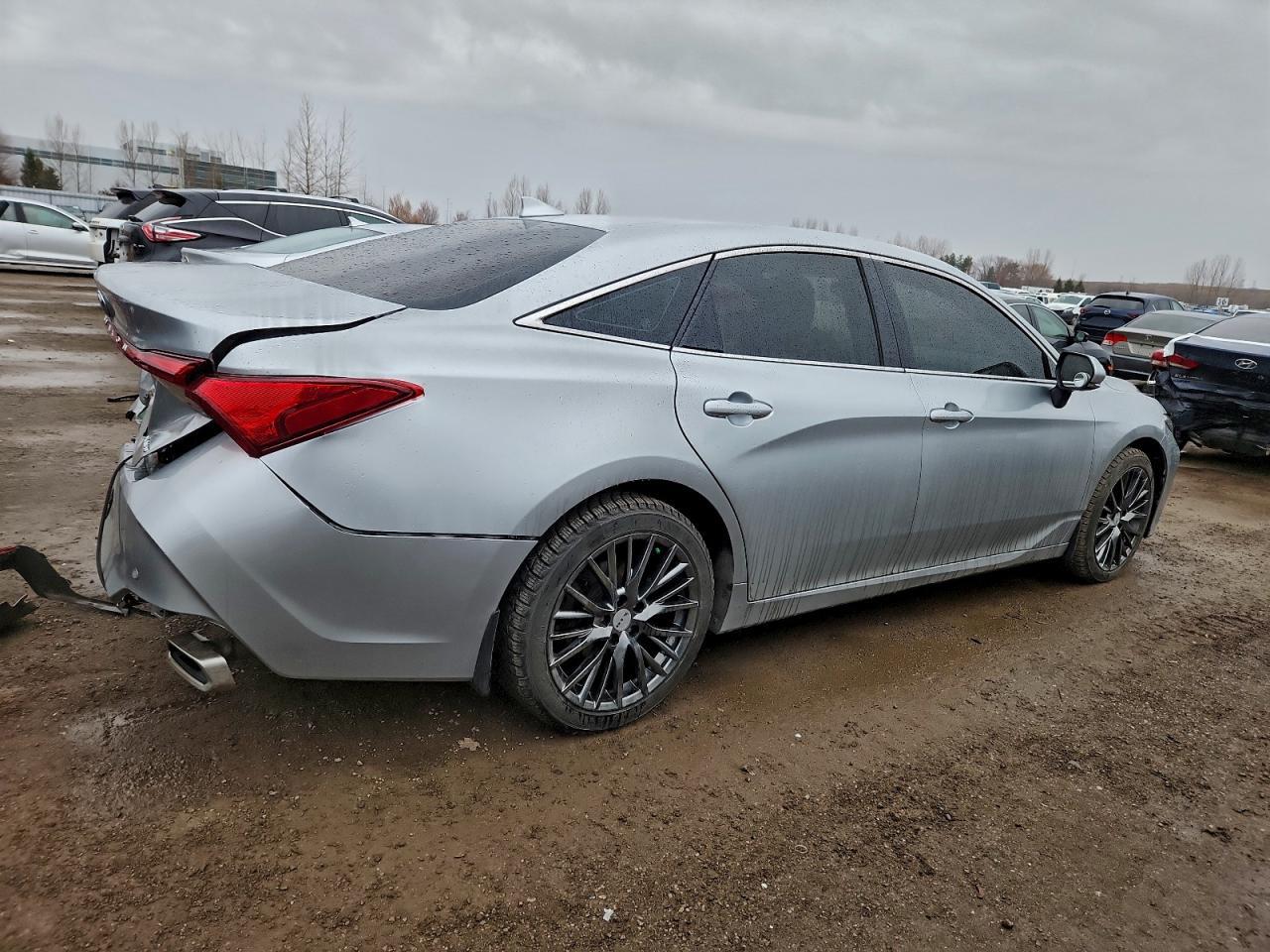 2019 TOYOTA Avalon