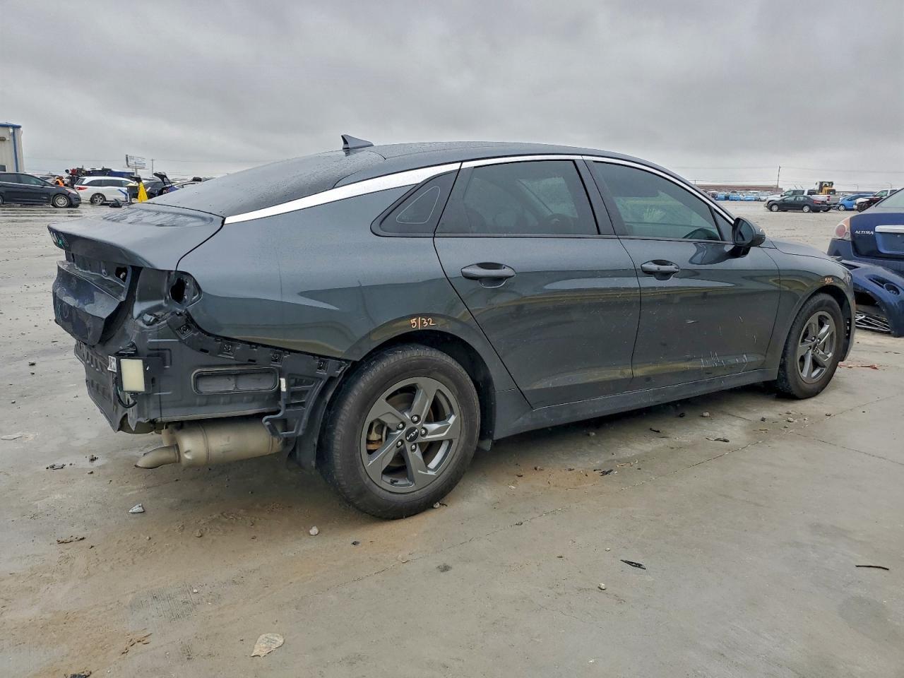 2023 KIA K5