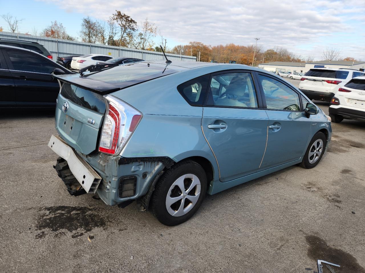 2013 TOYOTA PRIUS
