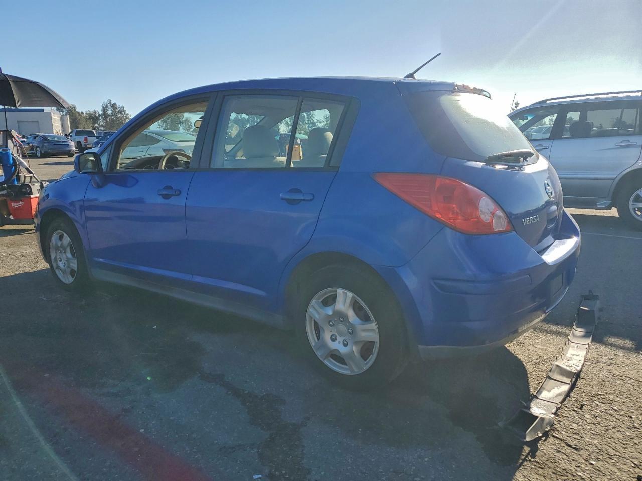 2009 NISSAN VERSA