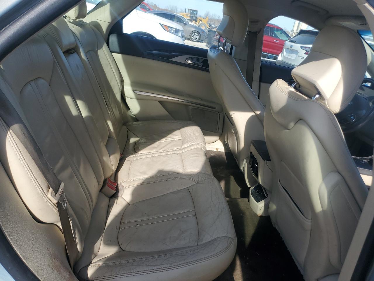 2013 LINCOLN MKZ
