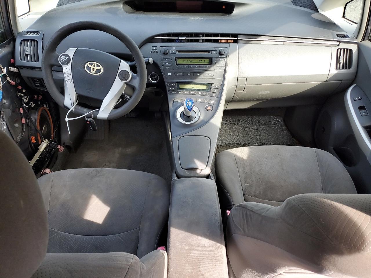 2010 TOYOTA PRIUS