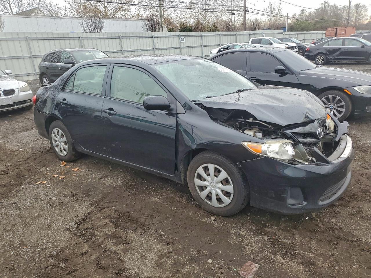 2011 TOYOTA COROLLA