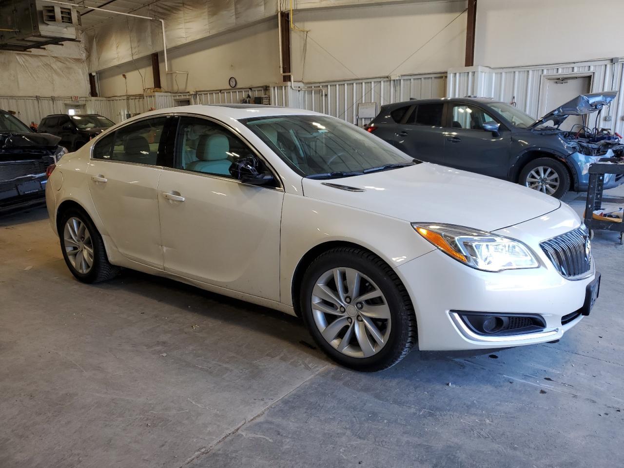 2015 BUICK Regal