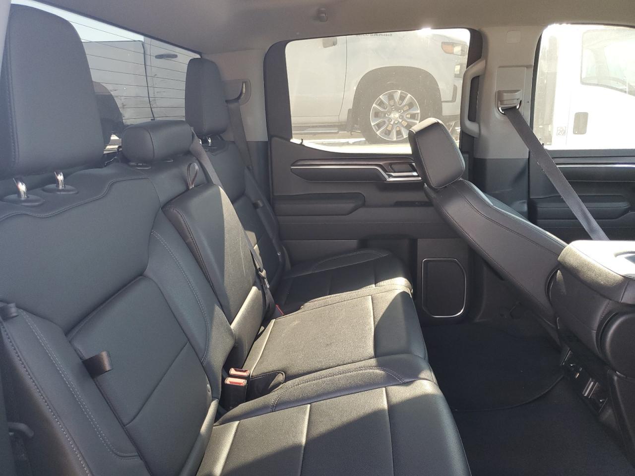 2023 GMC Sierra