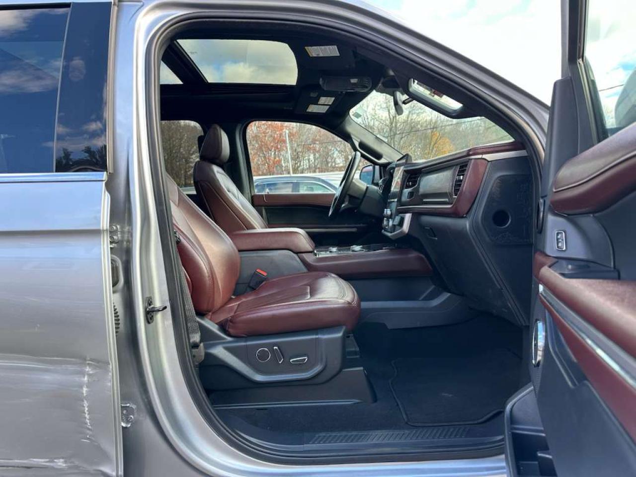2023 FORD Expedition