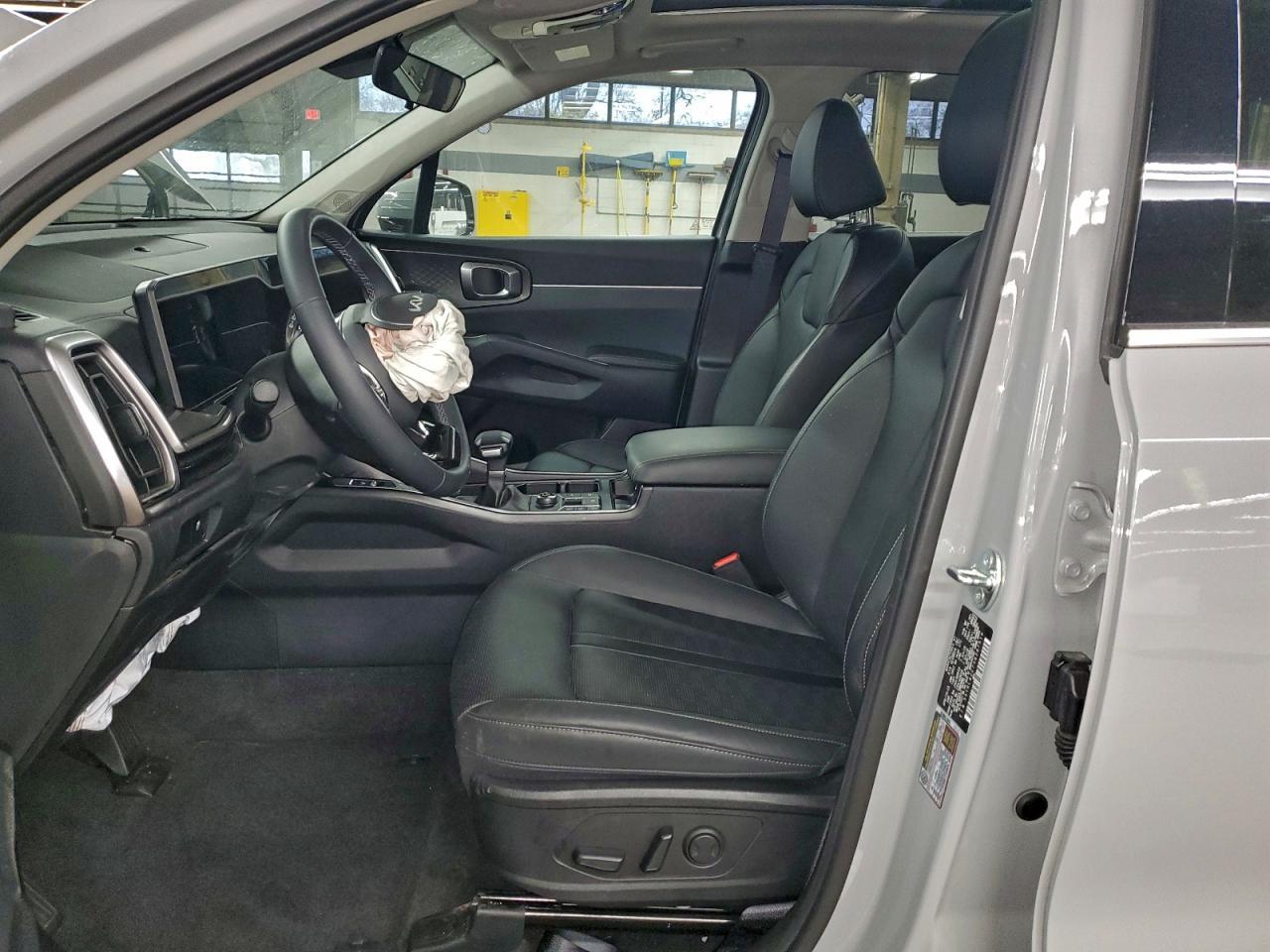 2025 KIA SORENTO