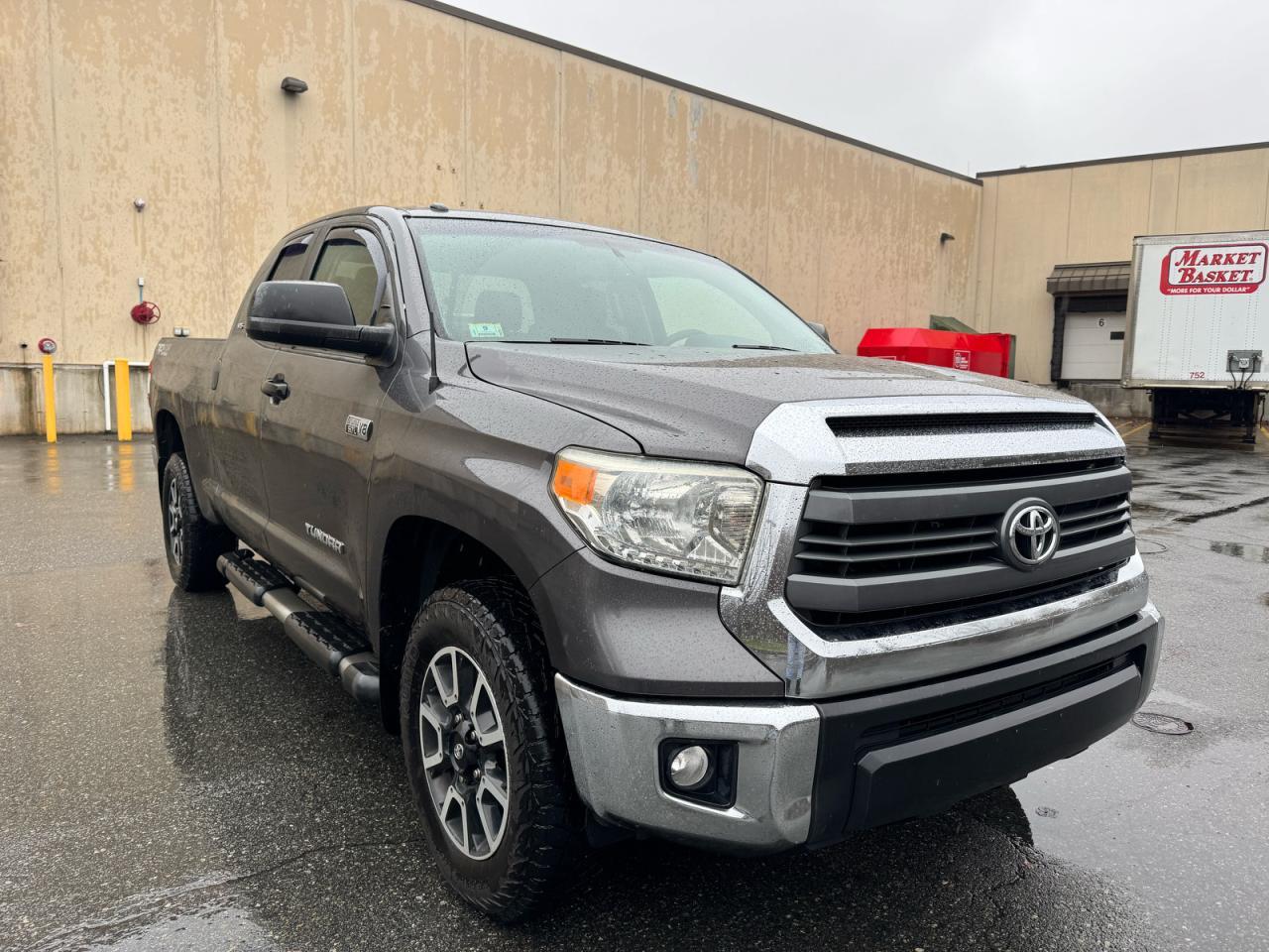 2014 TOYOTA TUNDRA