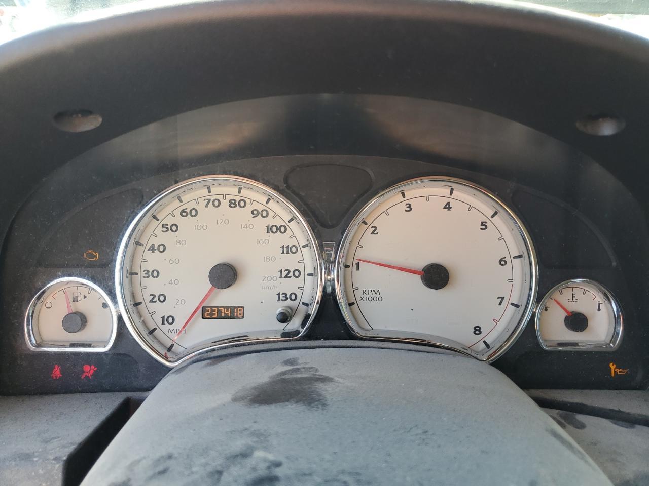2004 SATURN Vue