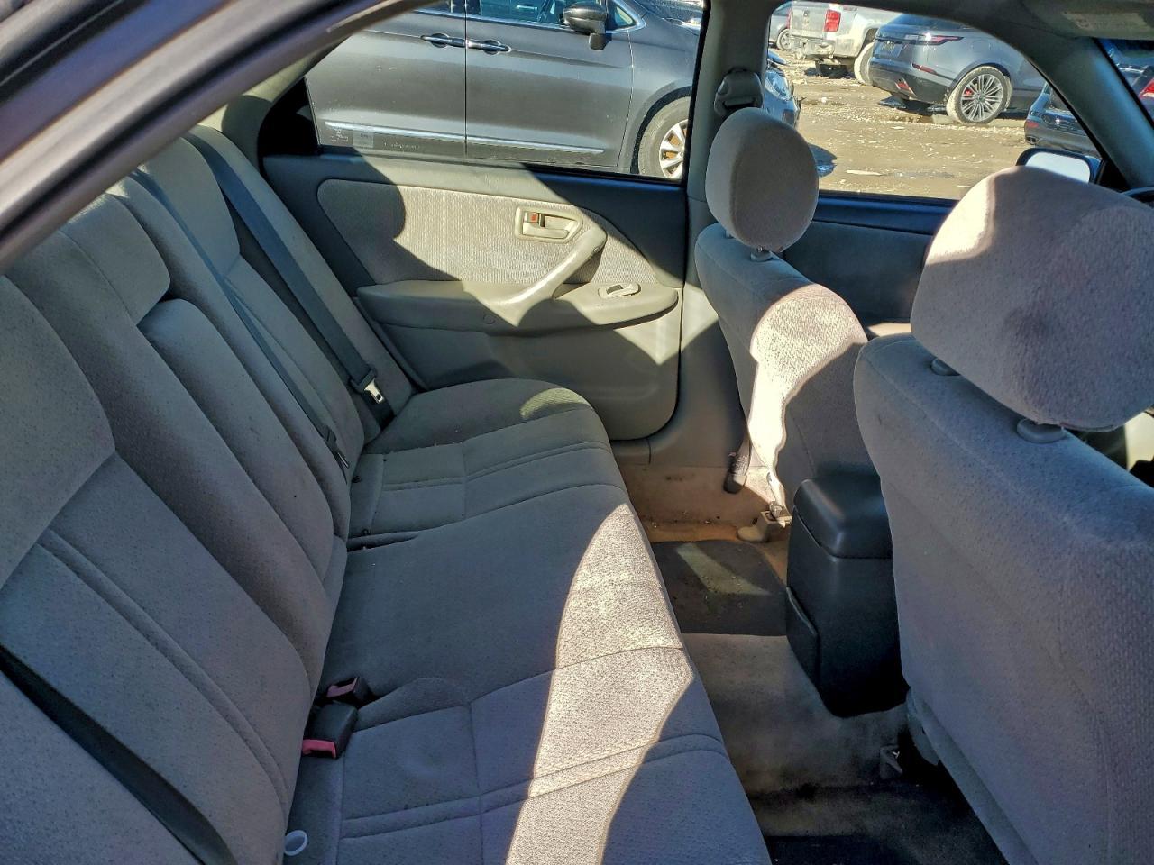 2001 TOYOTA CAMRY